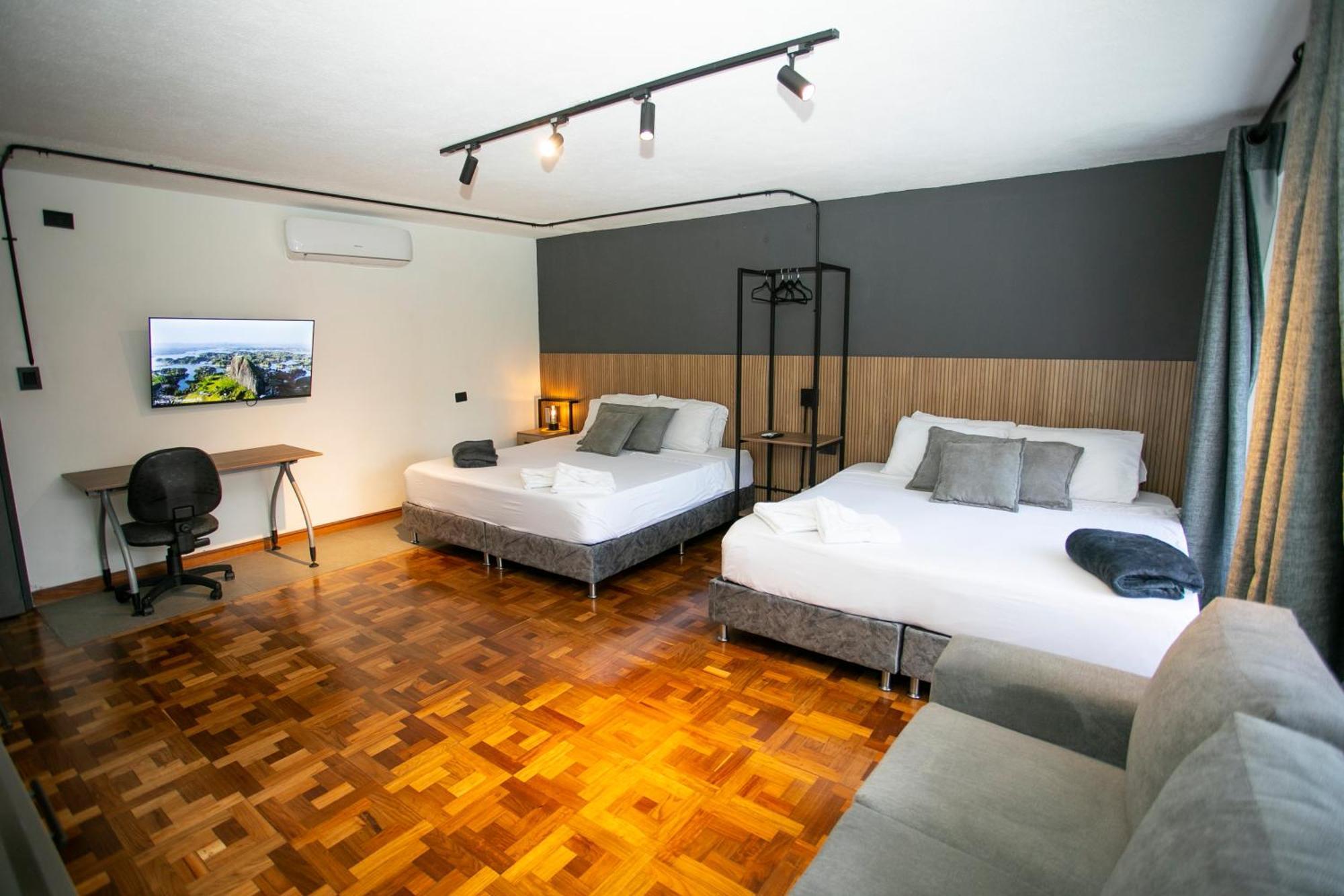 Сasa de vacaciones Lorel Spring Luxury Cozy And Relaxing 5br-ac-wifi-jacuzzi-ac-laundry *