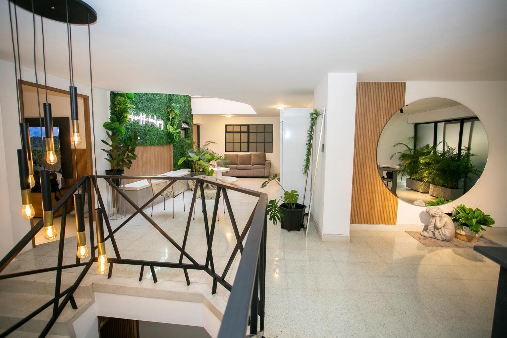 Lorel Spring Luxury Cozy And Relaxing 5br-ac-wifi-jacuzzi-ac-laundry *