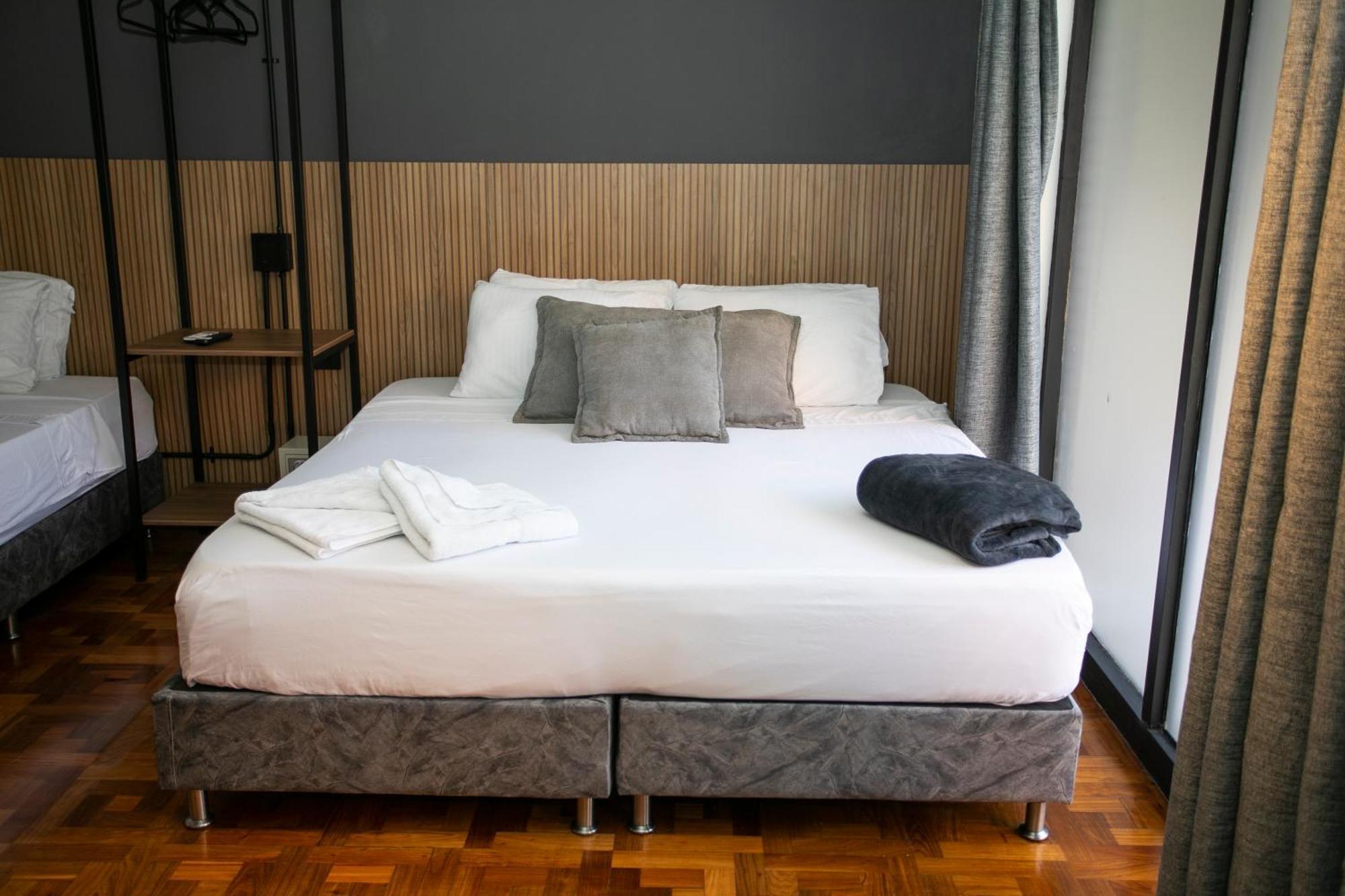Lorel Spring Luxury Cozy And Relaxing 5br-ac-wifi-jacuzzi-ac-laundry *
