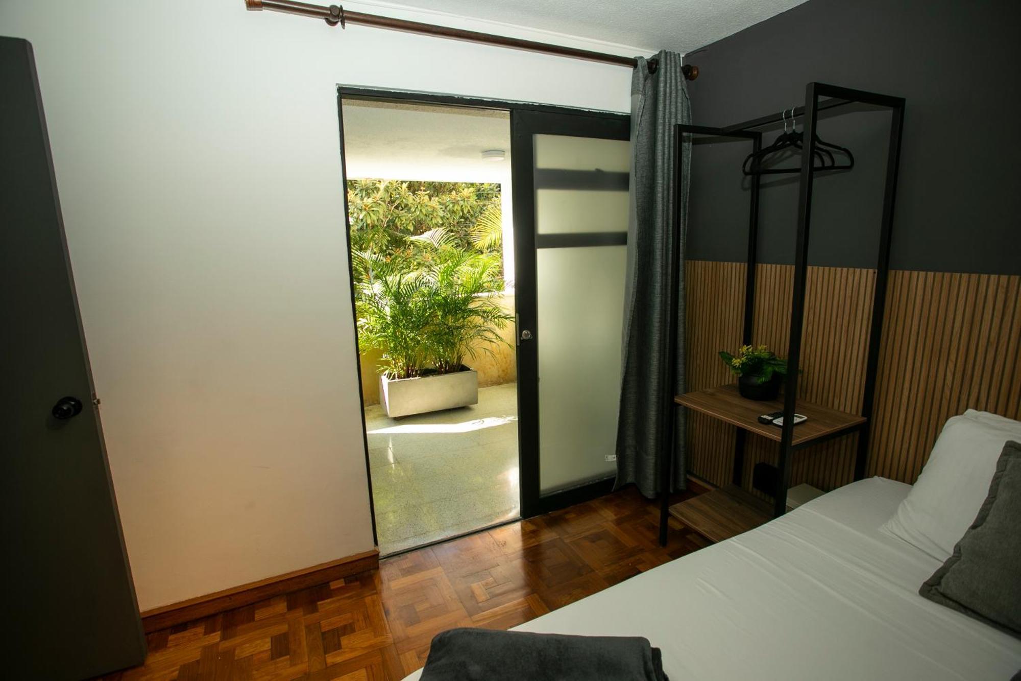 Lorel Spring Luxury Cozy And Relaxing 5br-ac-wifi-jacuzzi-ac-laundry *