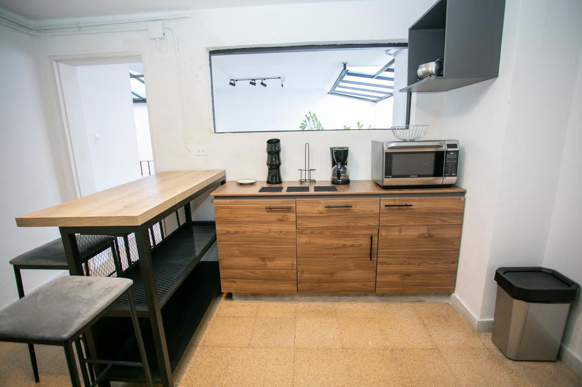 Lorel Spring Luxury Cozy And Relaxing 5br-ac-wifi-jacuzzi-ac-laundry * Medellín