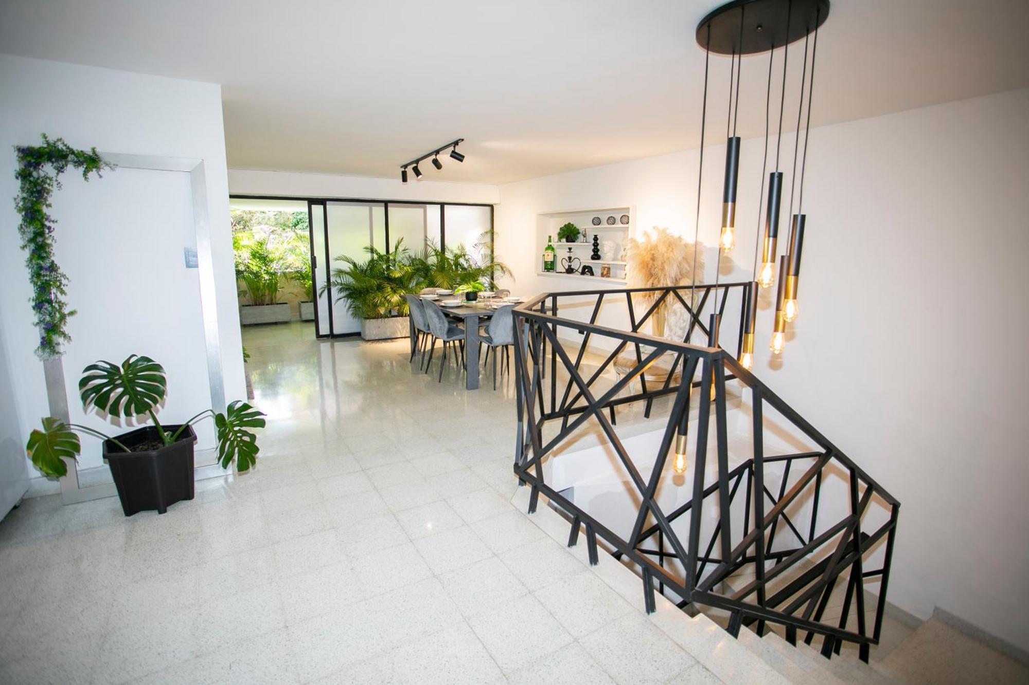 Сasa de vacaciones Lorel Spring Luxury Cozy And Relaxing 5br-ac-wifi-jacuzzi-ac-laundry Medellín