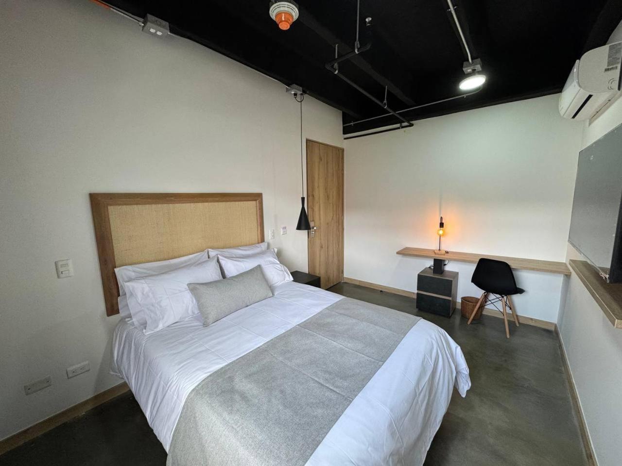 Akela Park Hotel