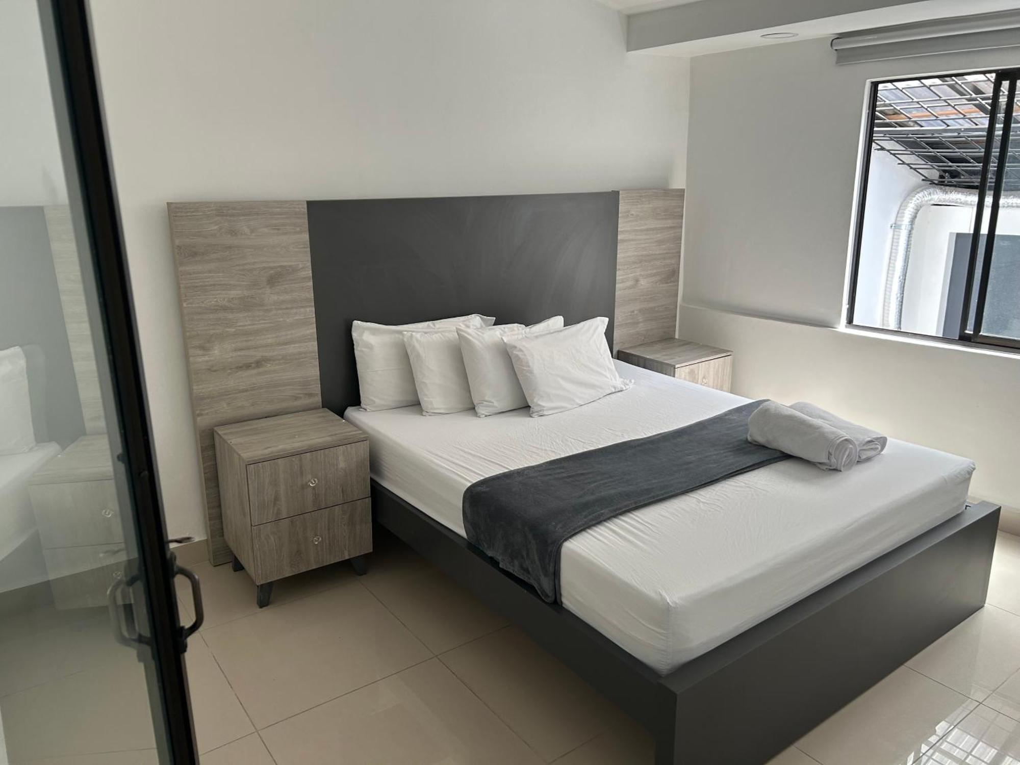 Ciento Once Boutique Laureles Hotel 4*