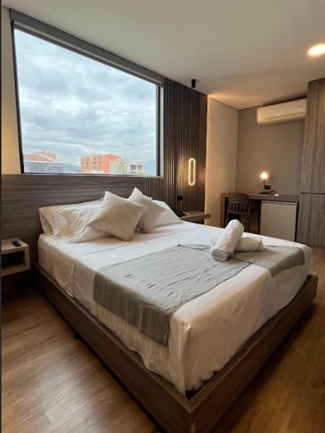 Hotel Time Oclock Medellin