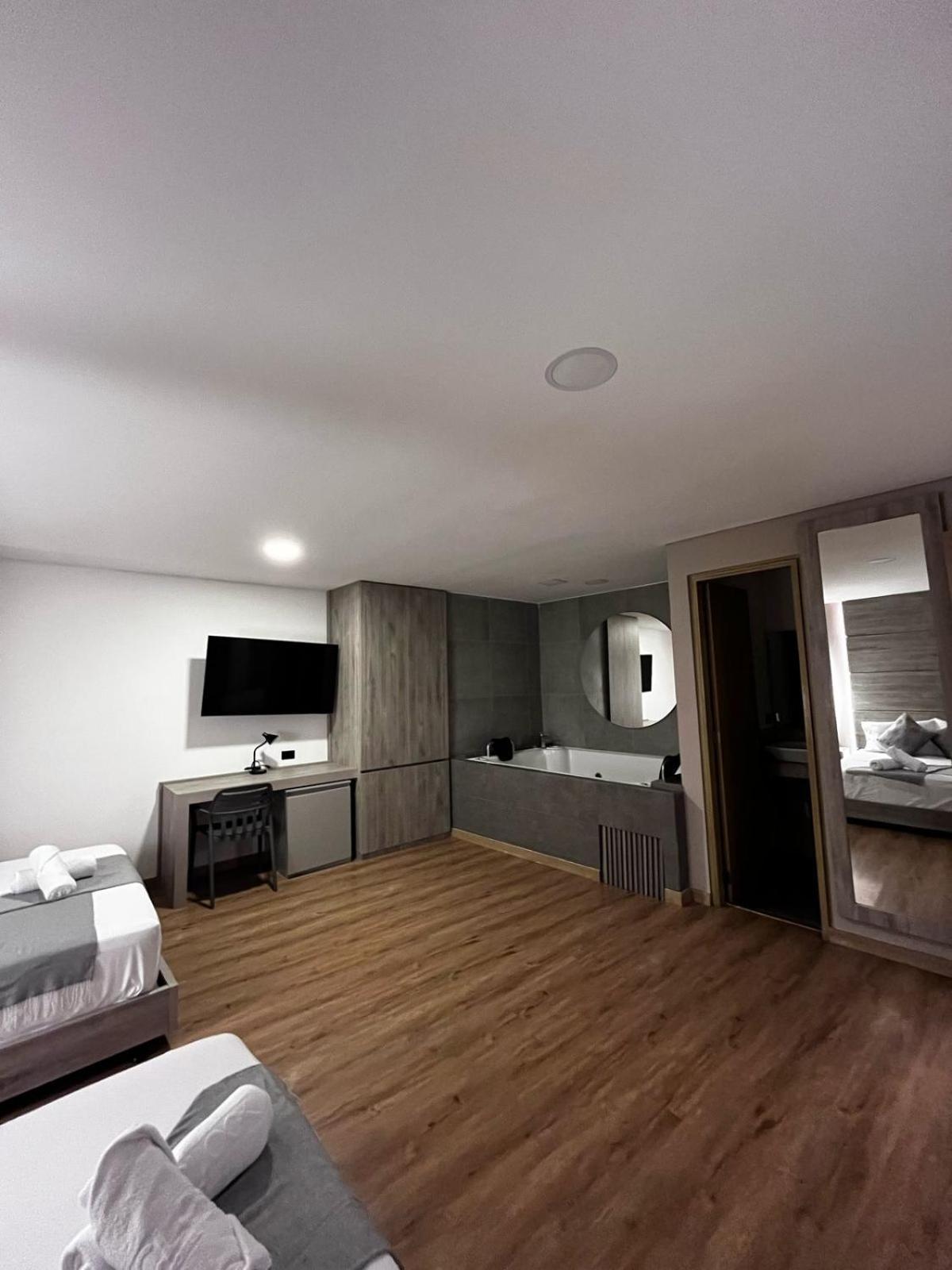 Time Oclock Hotel 5*