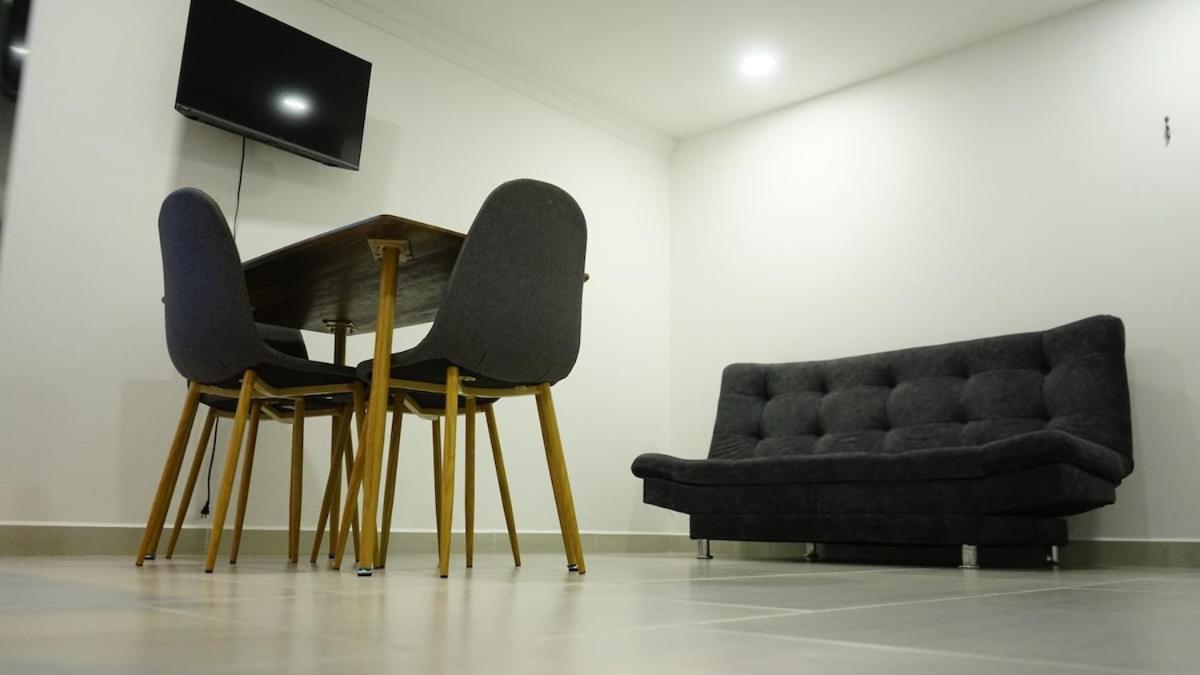 Apartamento Tranquilo Cercano A La Estacion Floresta Medellín