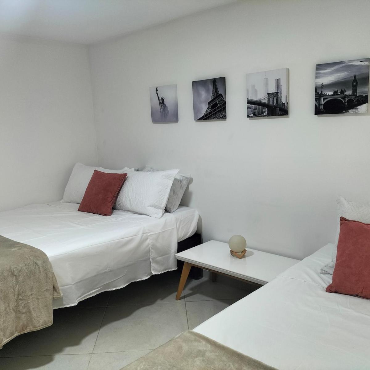 Comfortable And With Large Balcony In Belen Apartamento Medellín