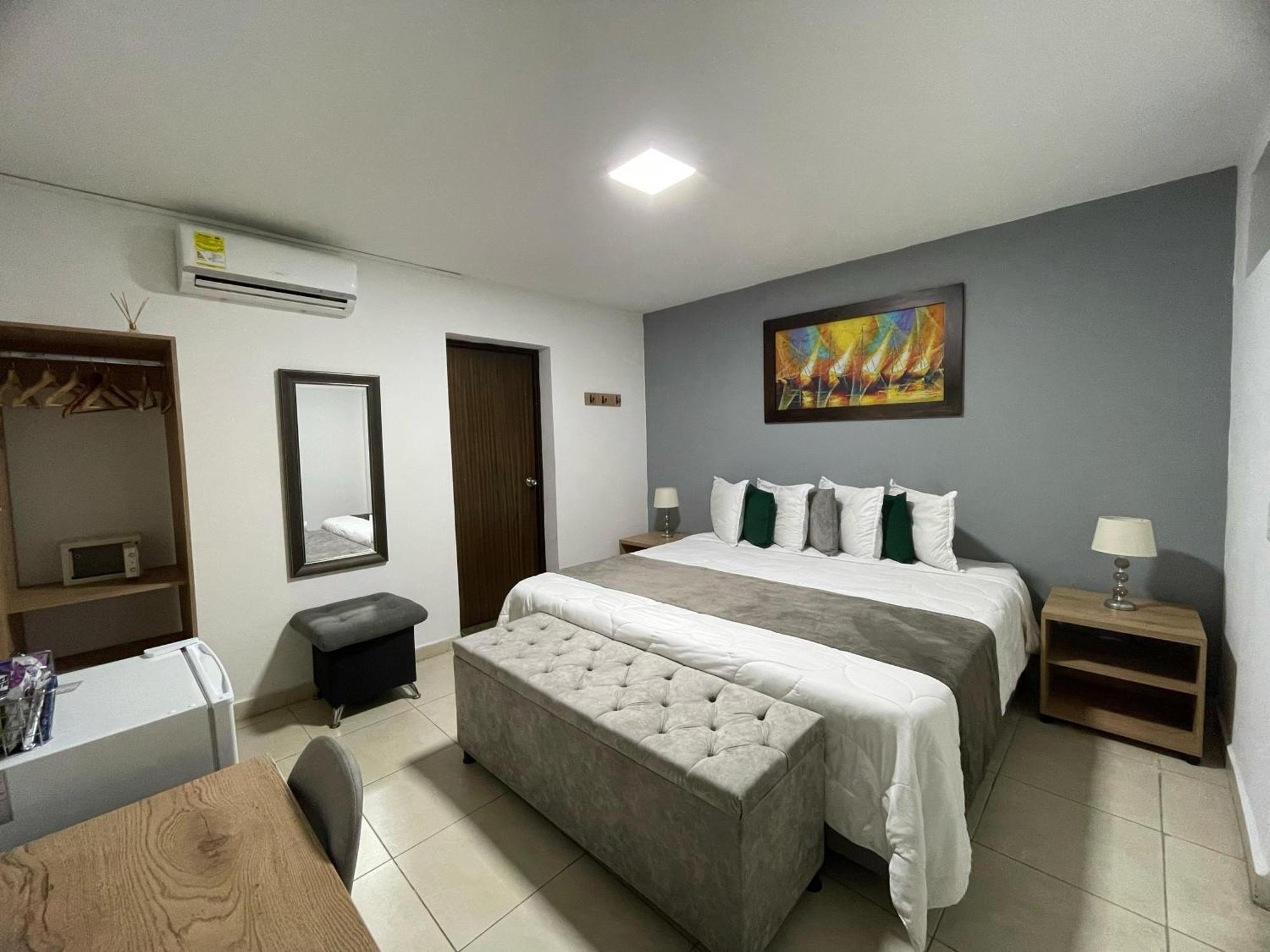 Aguacatala Boutique Hotel