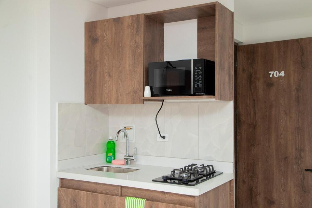Apartamento Laureles Faro 78 4 Queen Bed Con Aire *
