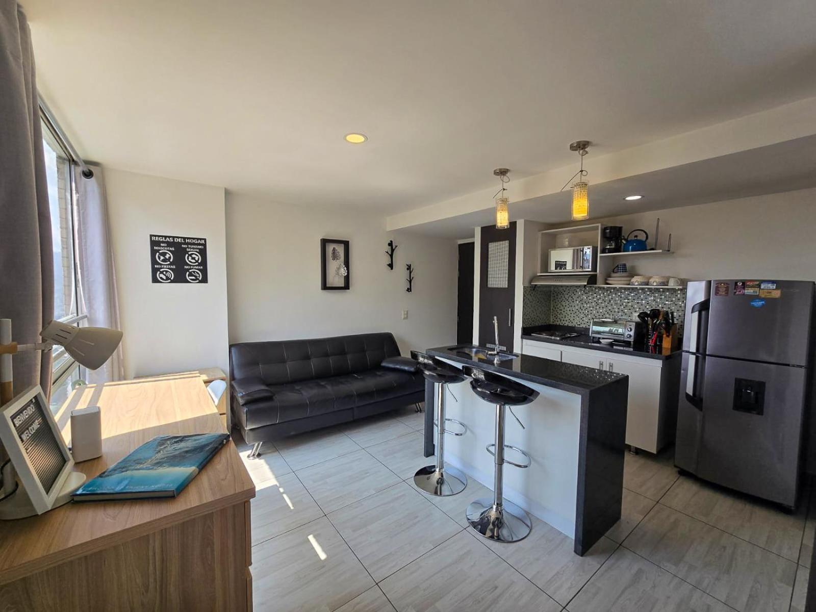 Moderno Loft Cerca De Zona Rosa Y Malls Apartamento Medellín