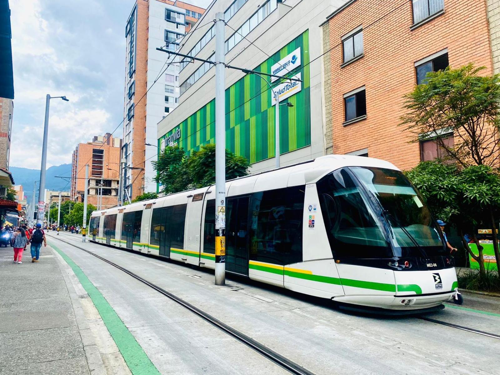 Tranvia Apto Placita De Flores San Ignacio Edi Portal De San Ignacio * Medellín