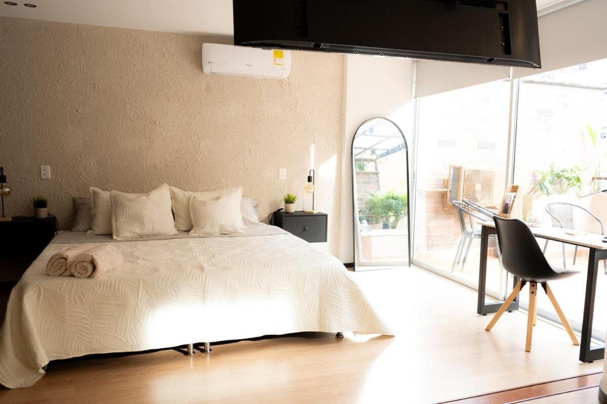 New W Private Jacuzzi & Ac Medellín