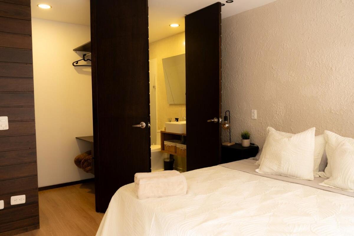New W Private Jacuzzi & Ac Apartamento