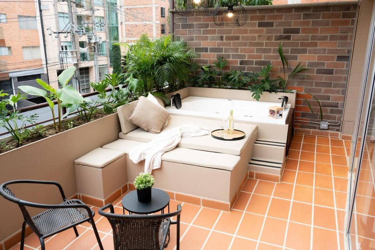 New W Private Jacuzzi & Ac Apartamento Medellín