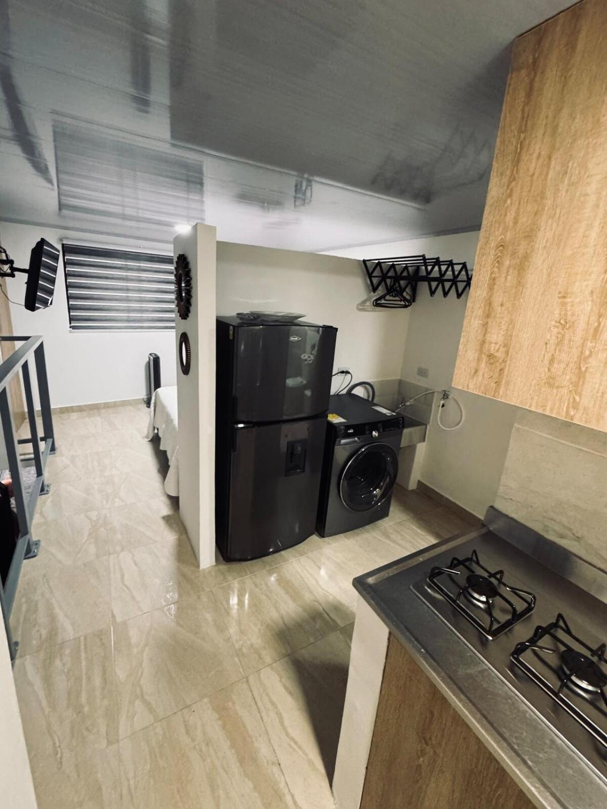 Apartment Modern Near Tourist And Commercial Area