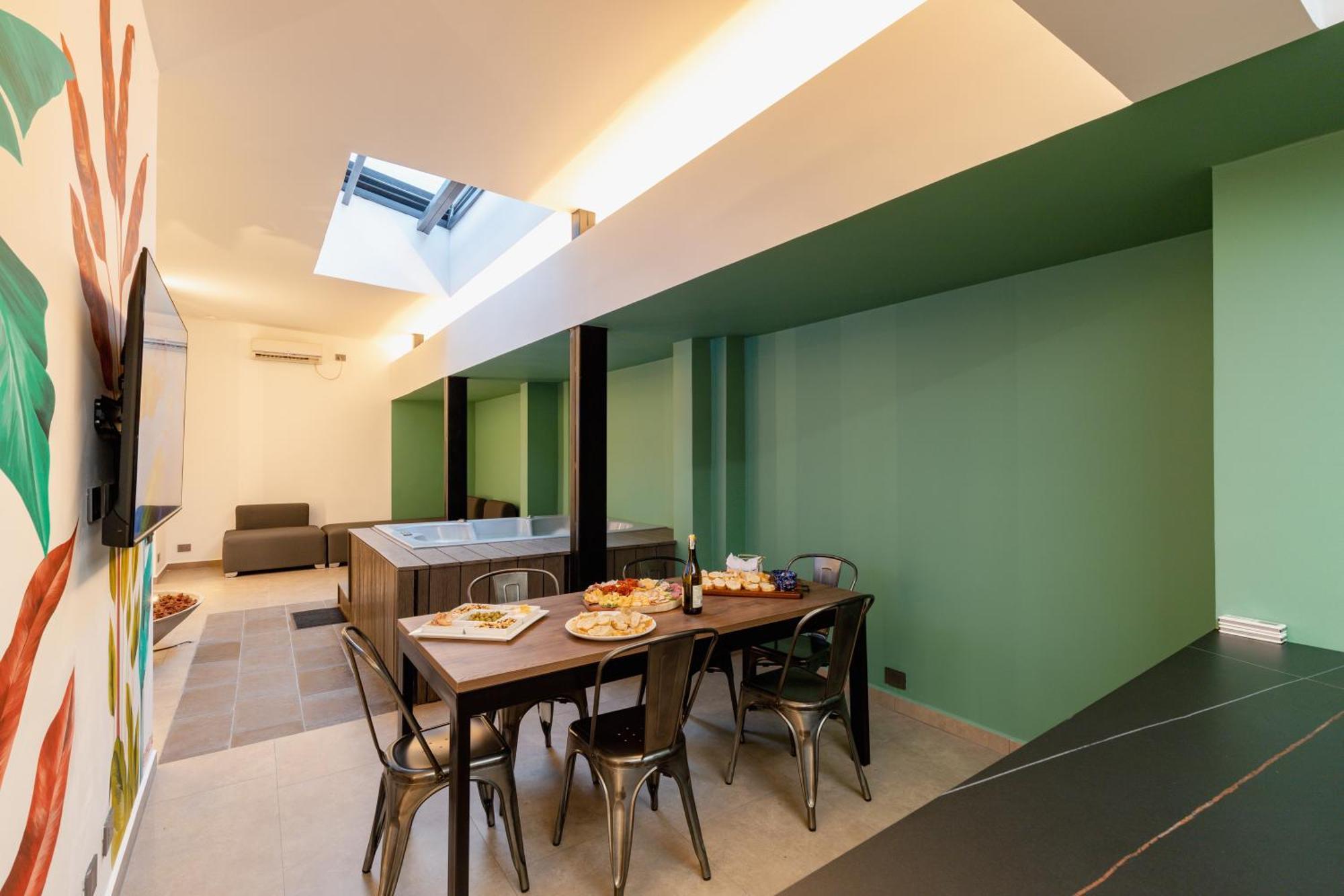 Ll 203 4br 4bath Close To Lleras Park - Poblado - Apartamento *