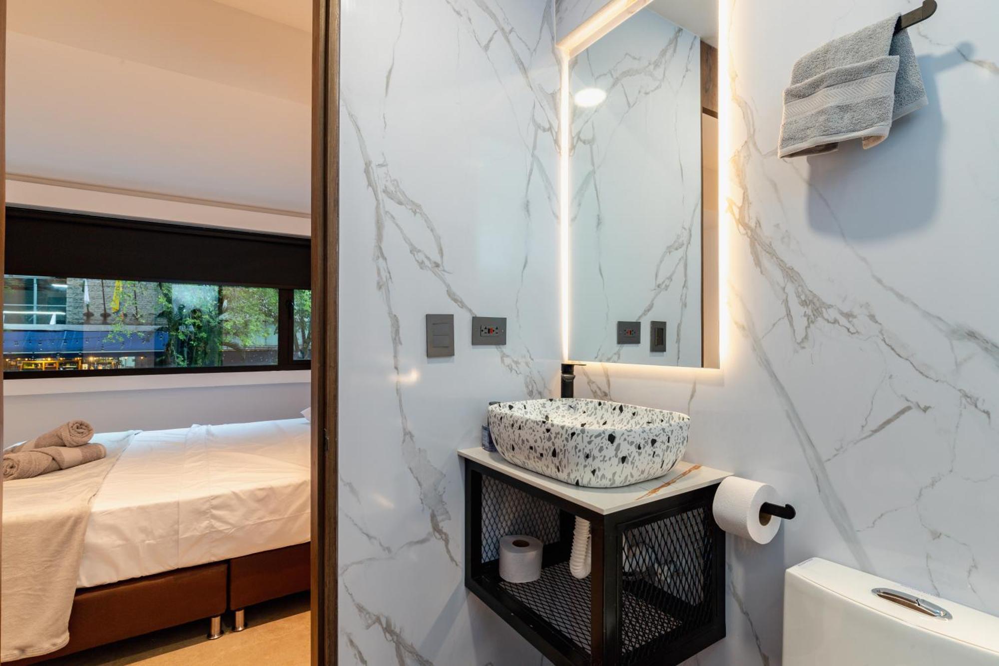 Ll 203 4br 4bath Close To Lleras Park - Poblado -