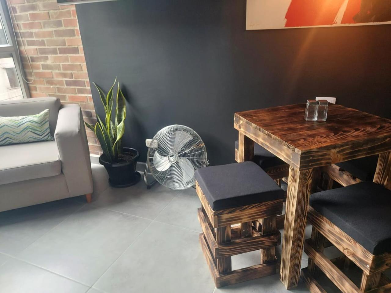 Stylish Laureles Loft In Apartamento