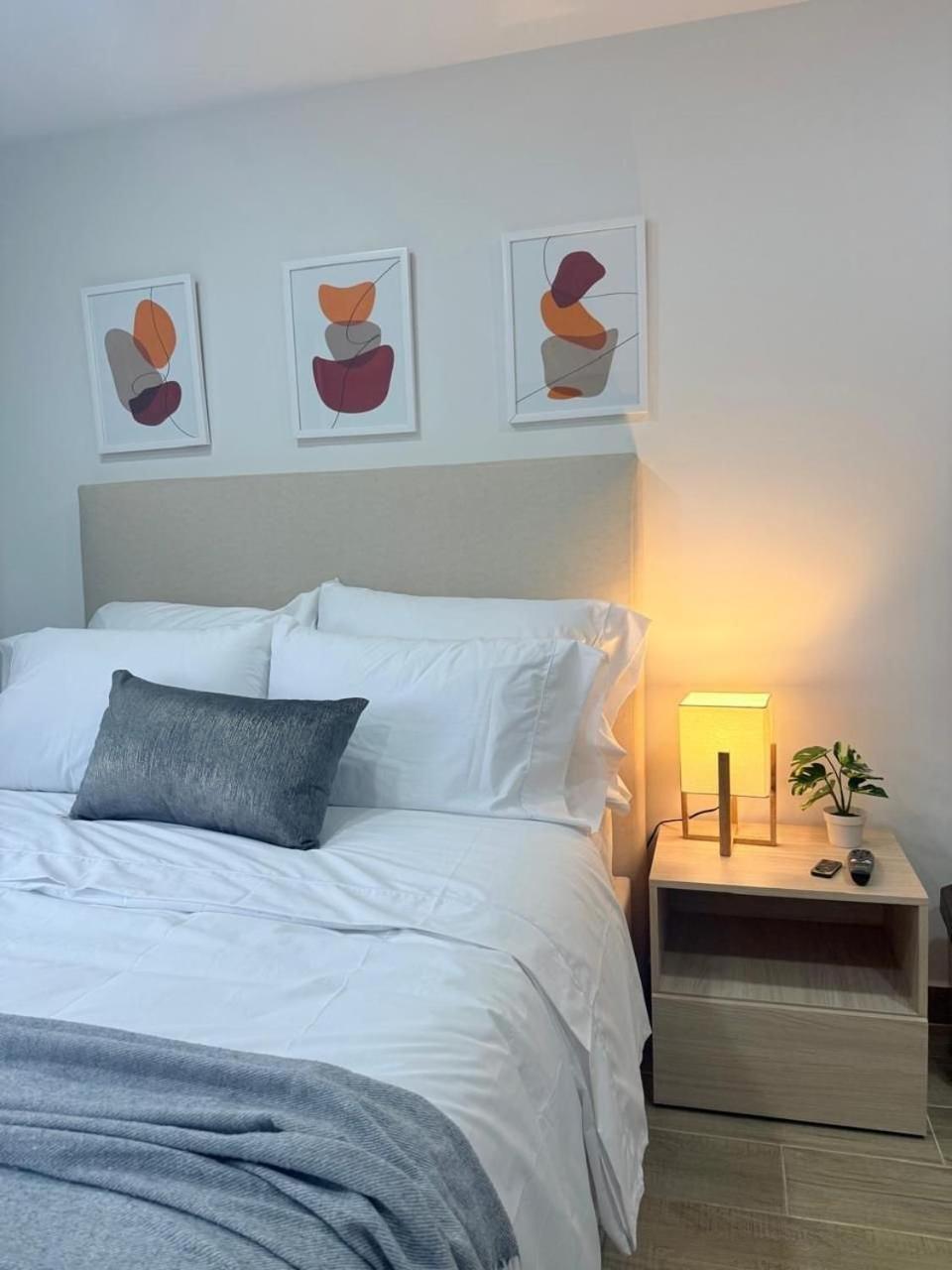 Apartment 81 Living By Simple *