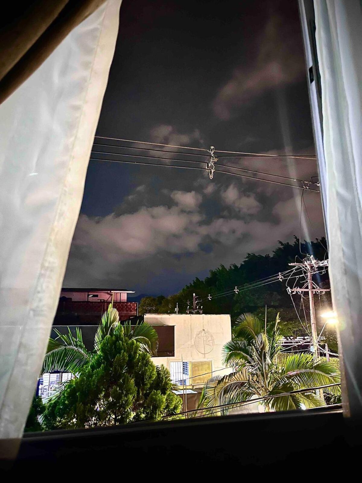 Ac Laureles Fast Internet For Nomads 5 Floor Apartment