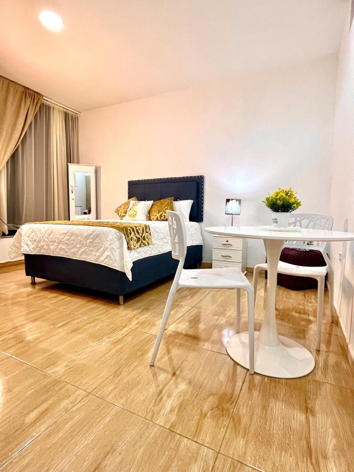 Ac Laureles Fast Internet For Nomads 5 Floor