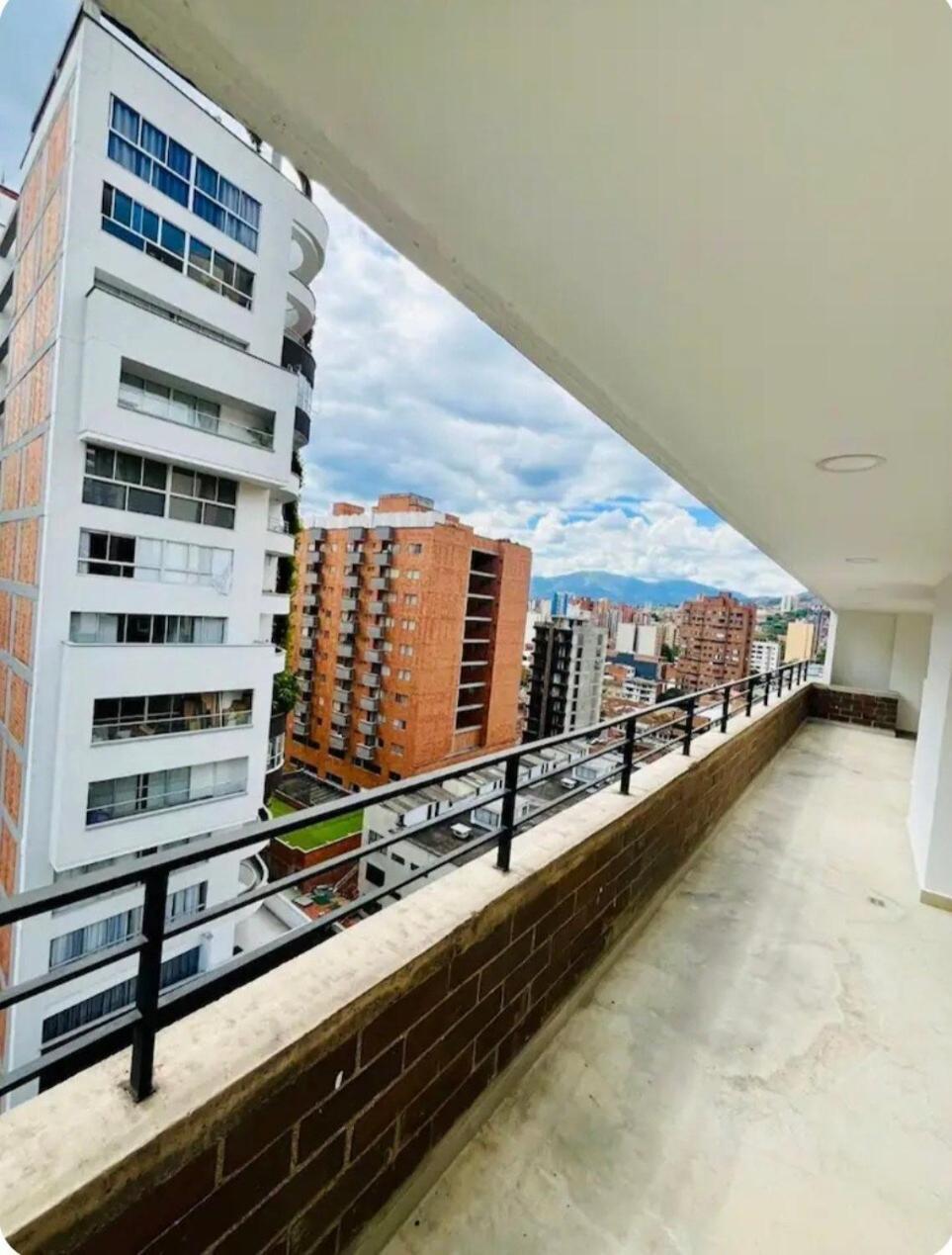 Apartamento Aire Acondicionado , Centrico Y Acogedor Medellín