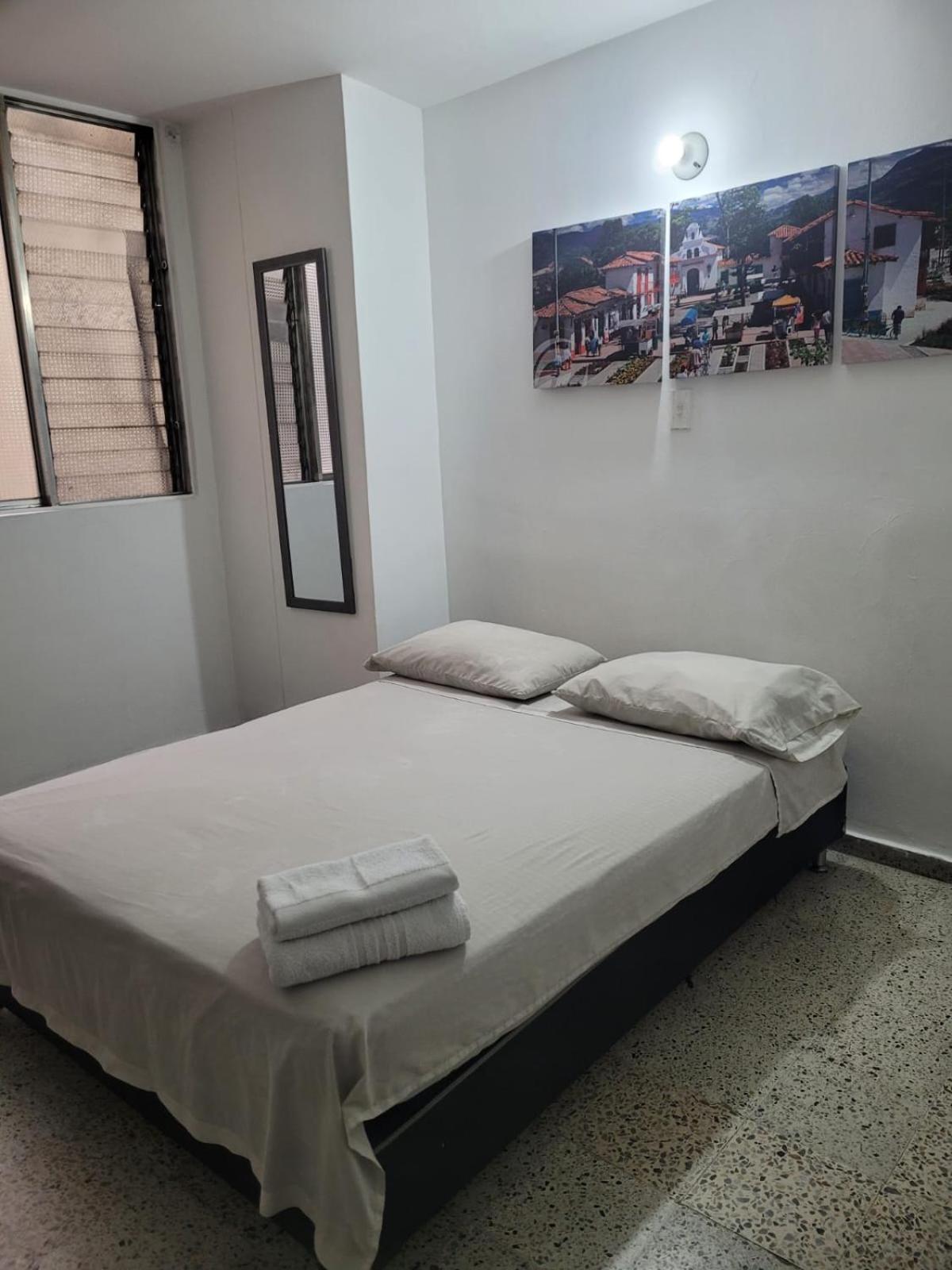 Hmetrohotel Hotel