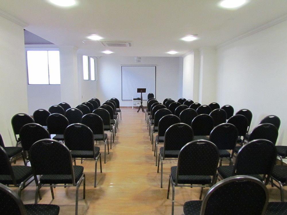 Calasanz Real 3* Medellín
