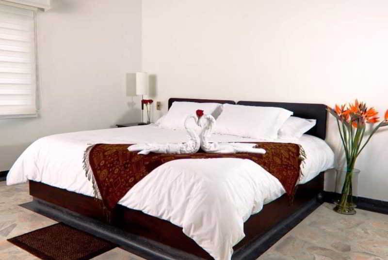 Calasanz Real Hotel 3*