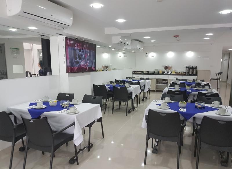 Hotel Laureles Plaza