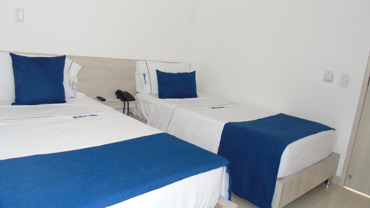 Hotel Laureles Plaza 4*