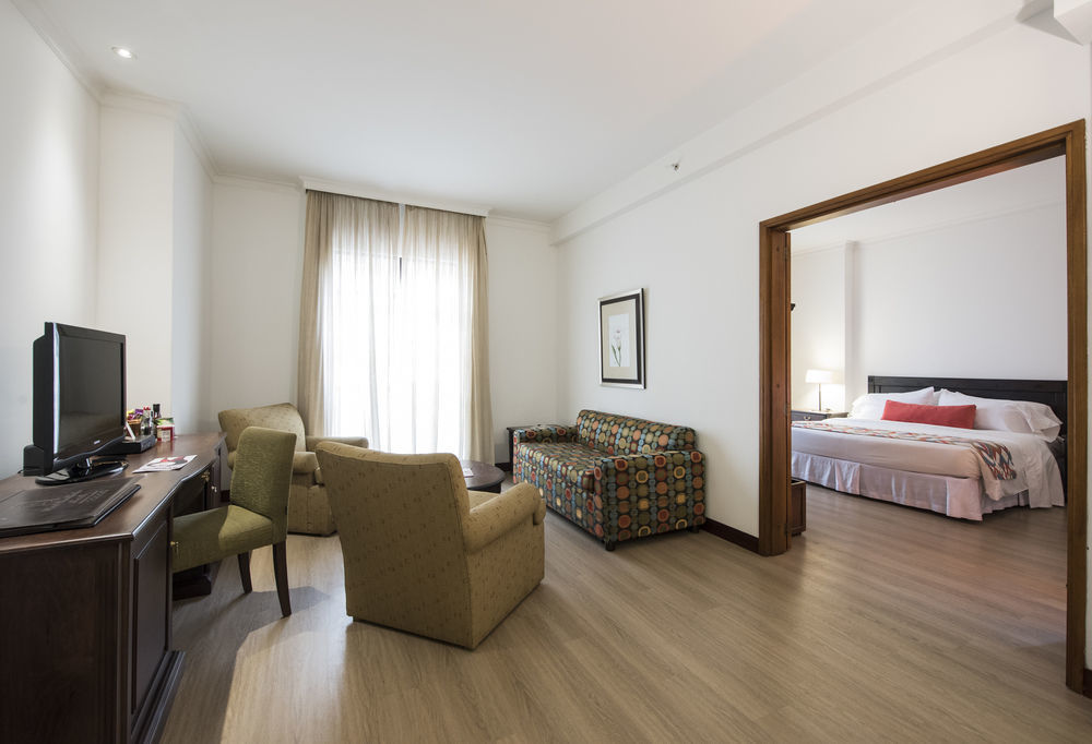 Dann Carlton Hotel