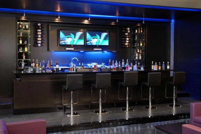 Hotel Nh Collection Royal 5*