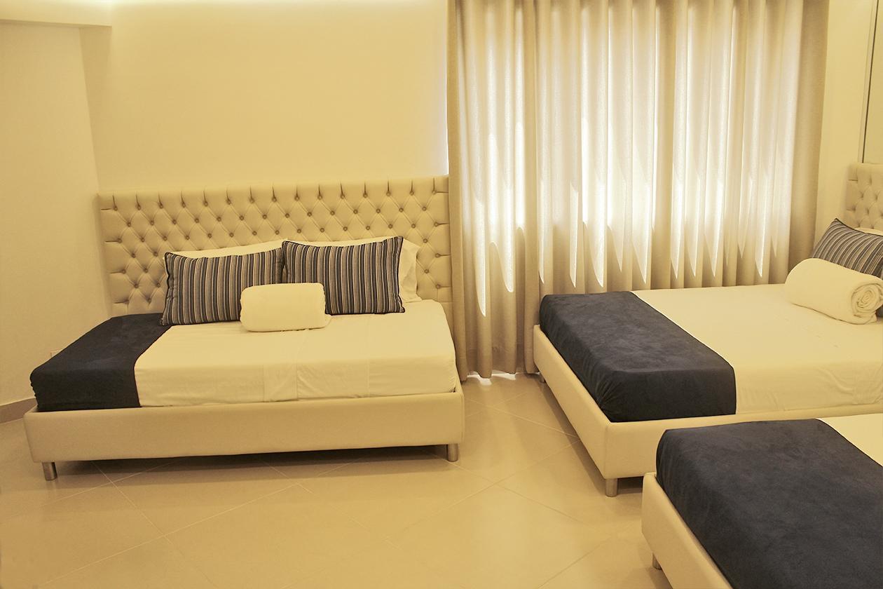 Leuroz Hotel 4*