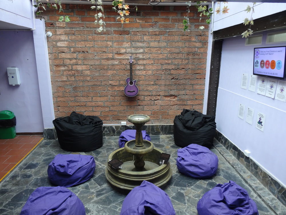 Hostal Purple Monkey *