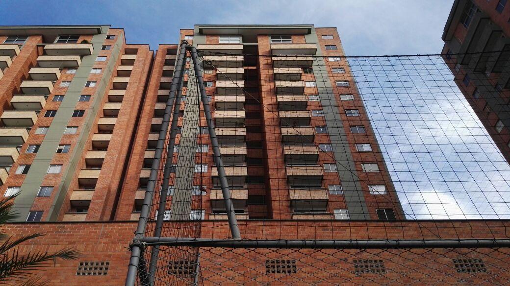 Torres De Patio Bonito 1608 * Medellín