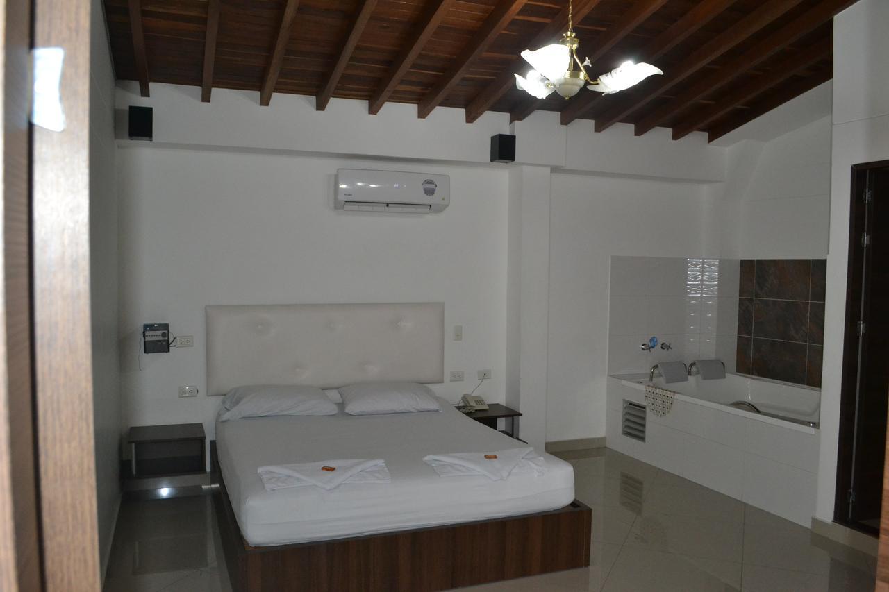 Hotel Zona Blanca 3*
