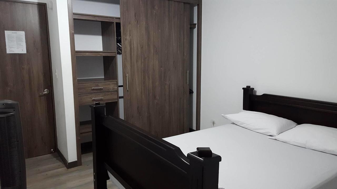 Cattleya Hostal