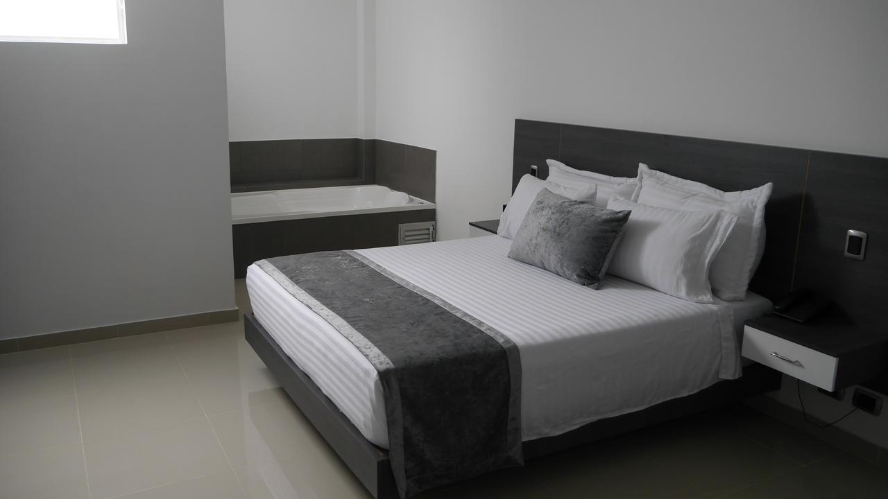 Calle 10 Express Hotel 2*
