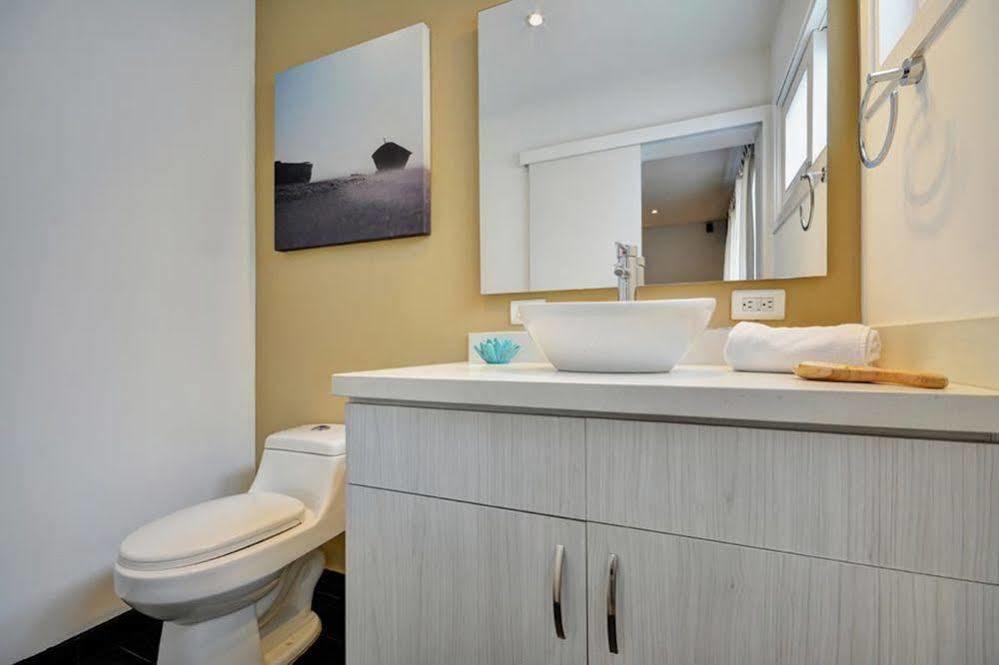 Hotel Oasis Suites 4*