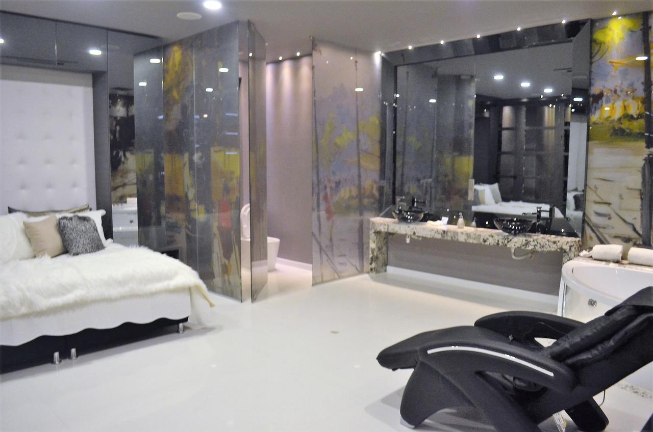 Paris Luxury 3*