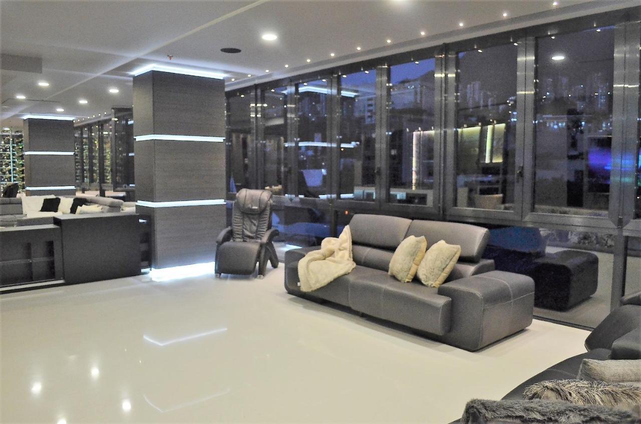 Paris Luxury Hotel