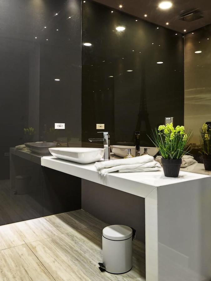 Paris Luxury