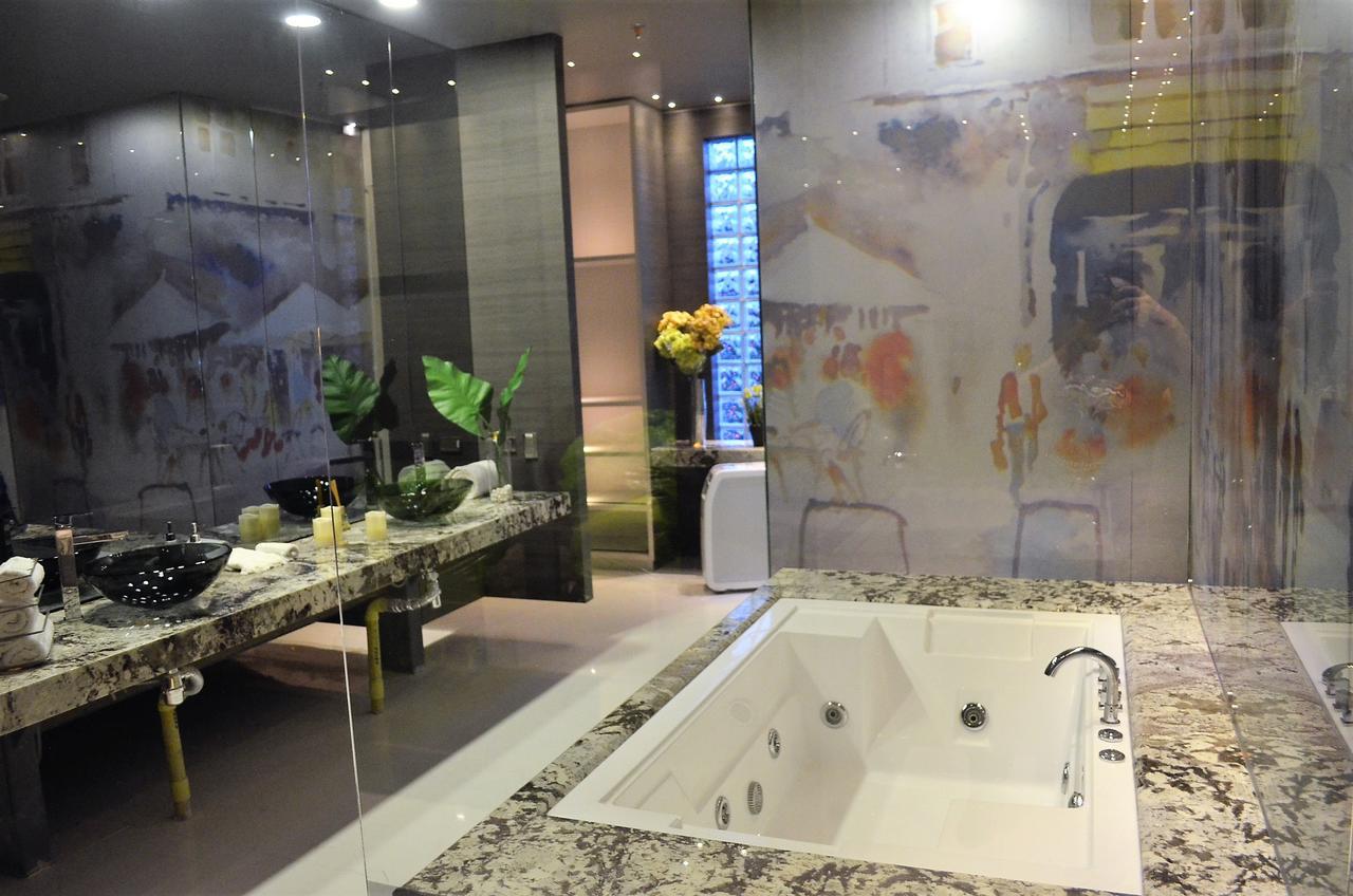Hotel Paris Luxury 3*