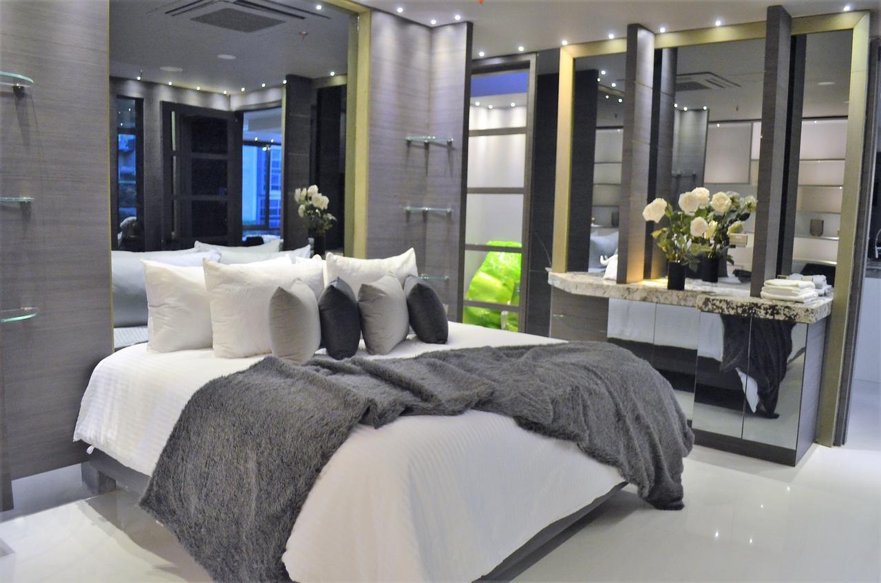 Paris Luxury Hotel 3*