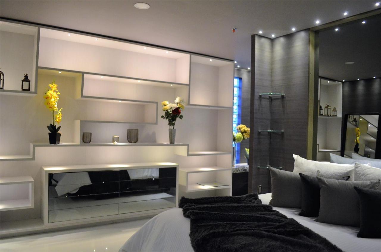 Paris Luxury Hotel 3*
