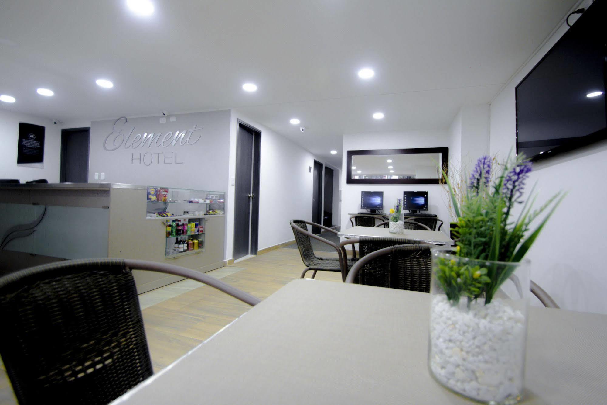 Element Hotel 3*