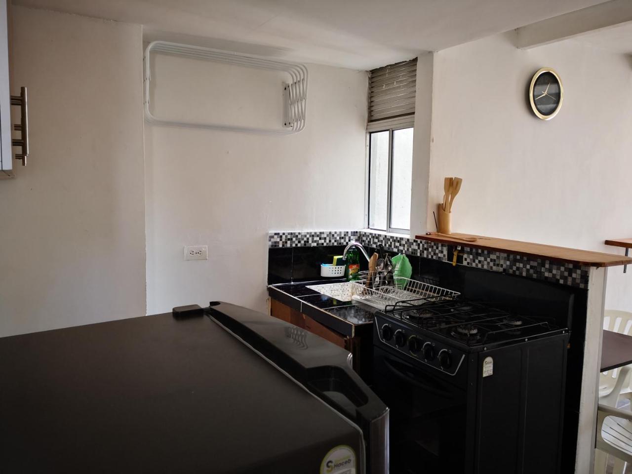 Apartamento Apartamento Urbanización Capri, Cerca A Universidad De Antioquia