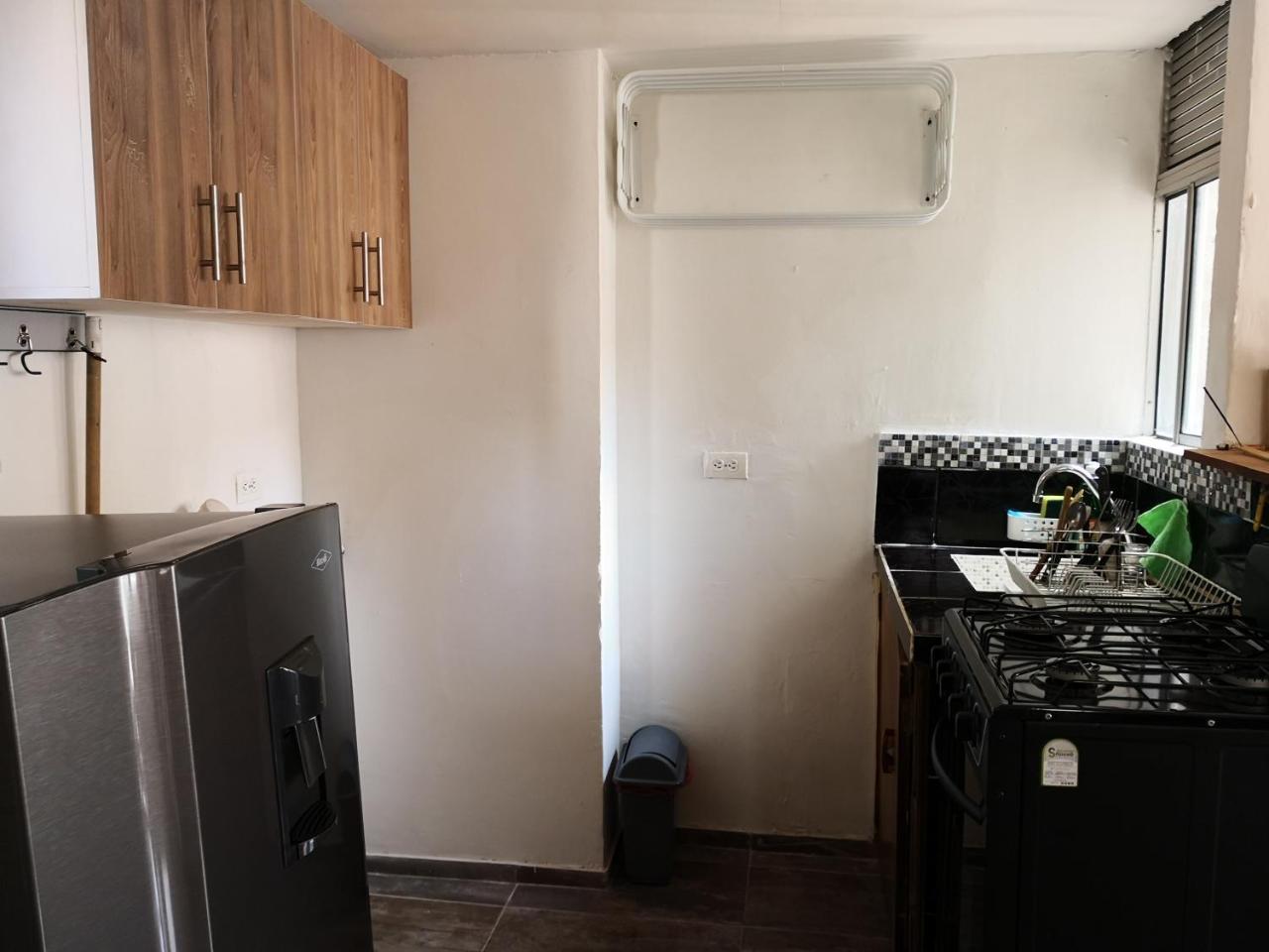 Apartamento Apartamento Urbanización Capri, Cerca A Universidad De Antioquia